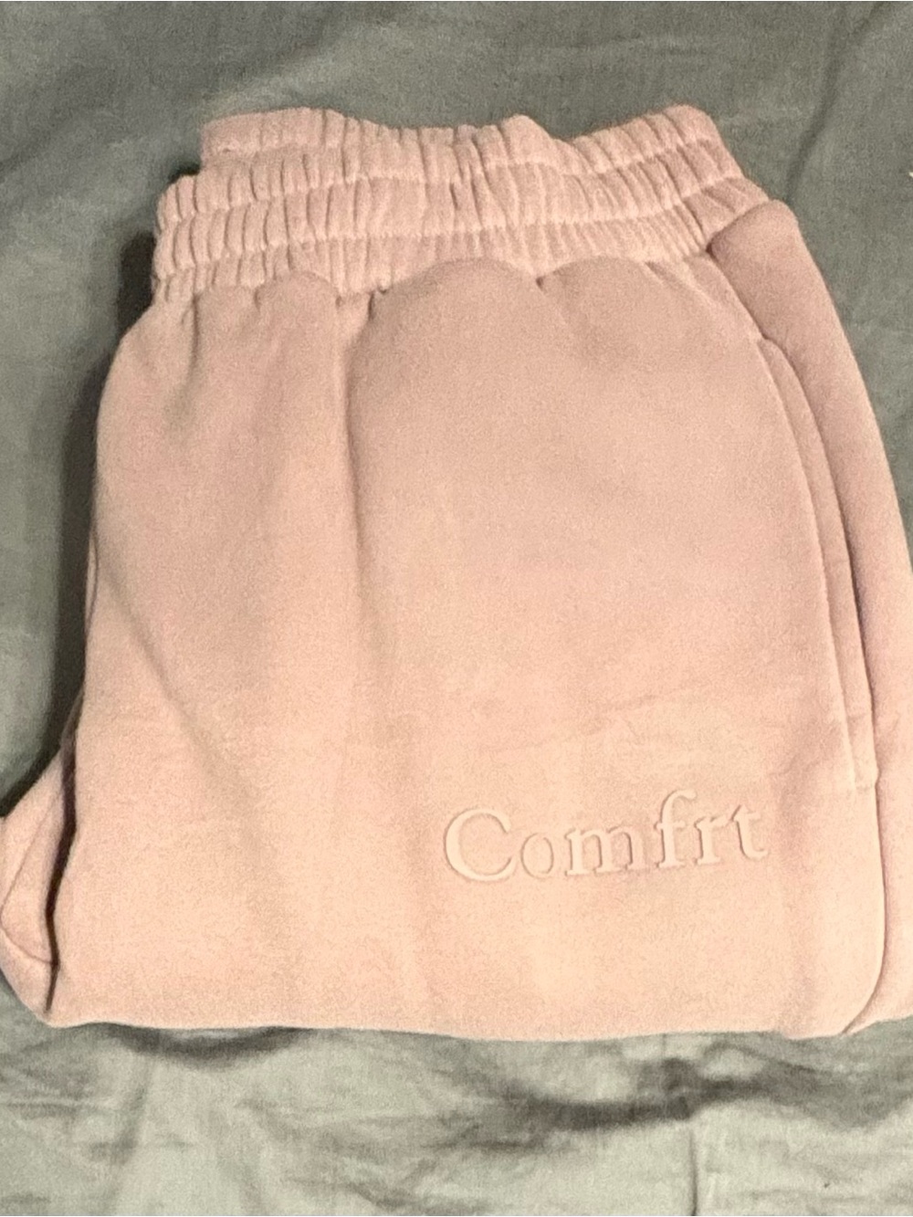 Comfrt Travel Essentials Sweats in Bark
